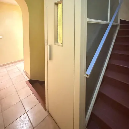 1-bedroom In The Center Of * Cannes