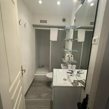1 Chambre, Zone Semi Piétonne -tol- Appartamento Cannes